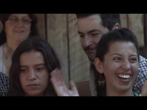 LA MUJER DE LA ESCLAVINA - DEMO (SUB ENG)