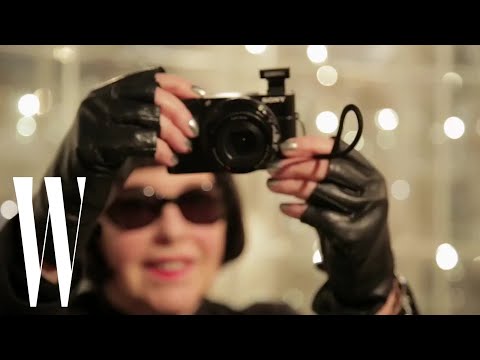 Preview “Magic Moments,” a New Documentary about Roxanne Lowit