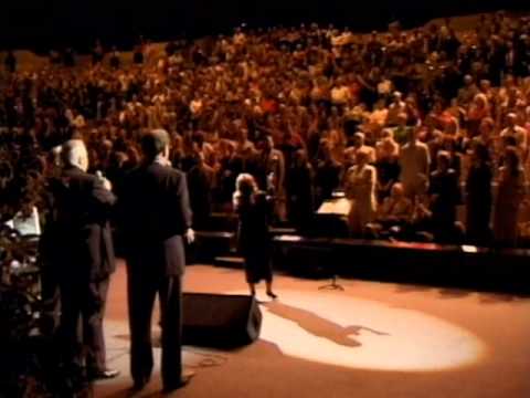 THE EYES OF TAMMY FAYE - Trailer