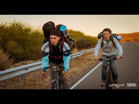 MI MEJOR AMIGO (MY BEST FRIEND) - Official International Trailer