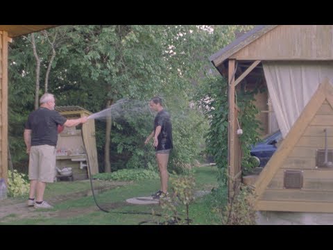 Trailer KOLEKTYVINIAI SODAI (Community Gardens) dir.Vytautas Katkus