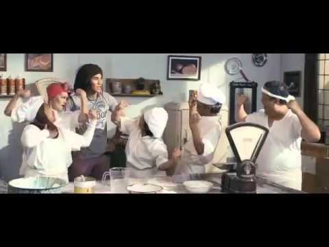 Madre (2013) Trailer [Vino G. Bastian, Laura Basuki, Didi Petet, Titi Qadarsih]