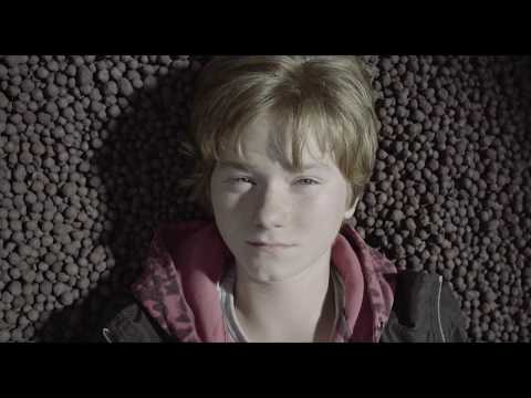 Nina (orig. title Nina) - International Trailer