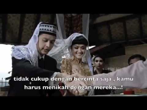 RUMAH BEKAS KUBURAN TRAILER