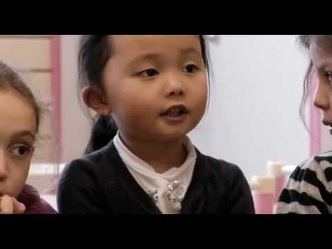 Just a Beginning / Ce n'est qu'un début (2010 - Trailer