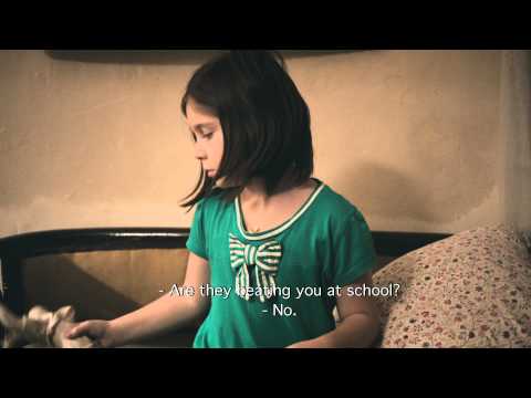 Trece şi prin perete / It Can Pass through the Wall trailer