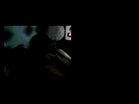 En La Cama (trailer)