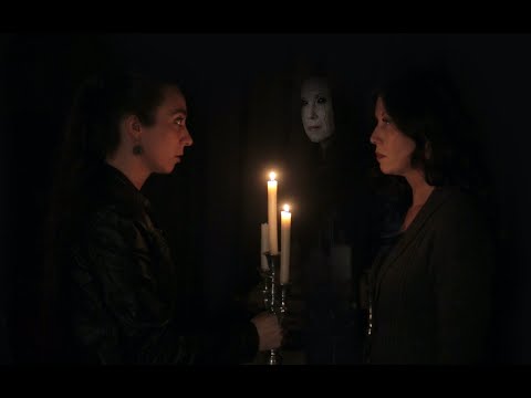 trailer "The dolls come to life at midnight"