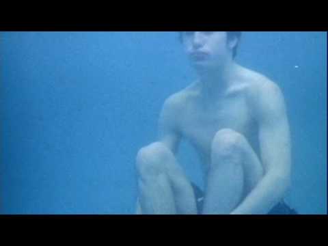 "Nadar solo" de Ezequiel Acuña INICIO