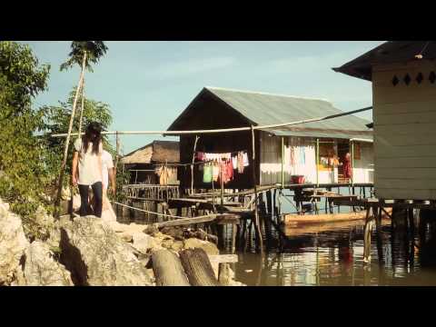 Someone's Wife in the Boat of Someone's Husband - Trailer