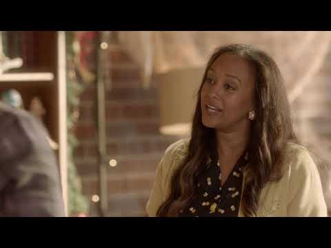 Preview - A Very Vintage Christmas - Lifetime