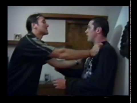 Entrei em Pânico ao Saber o que Vocês Fizeram na Sexta-feira 13 do Verão Passado (Trailer)