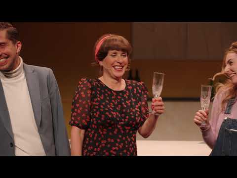 De cabaretmusical Ver van je bed I Trailer