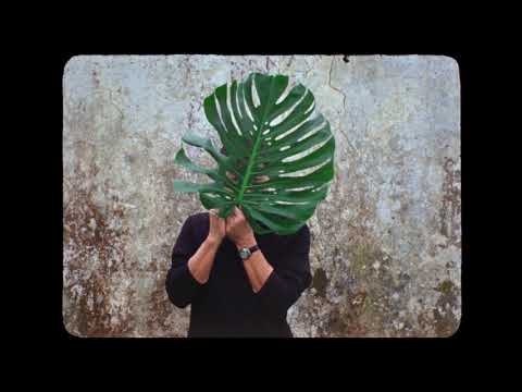 A VOLTA AO MUNDO QUANDO TINHAS 30 ANOS - Aya Koretzky I Doclisboa'18