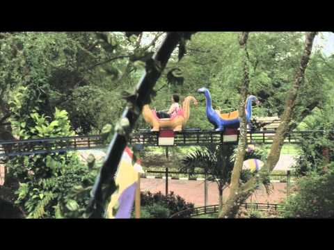 Postcards From The Zoo_Trailer