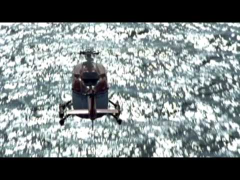 Trailer Tsunami - english