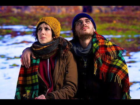 Every Blessed Day, (Tutti i santi giorni, 2012) - Trailer with English Subtitles