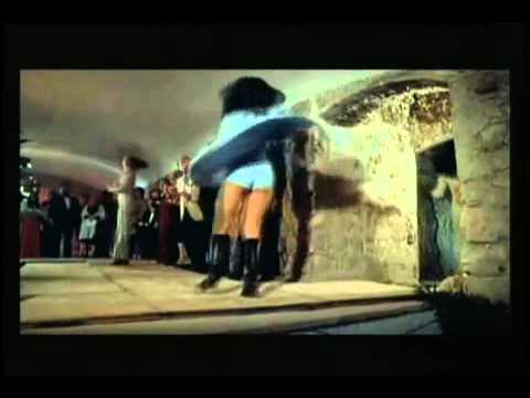 La perversa caricia de Satán (1975)