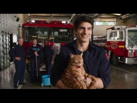 "The Nine Lives of Christmas" - Trailer #1