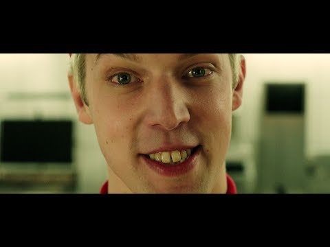 Lenny à quatre épingles - Trailer