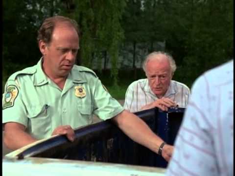 Top of the Food Chain 1999   Trailer 480p