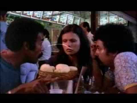 Se solicita muchacha de buena presencia y motorizado con moto propia