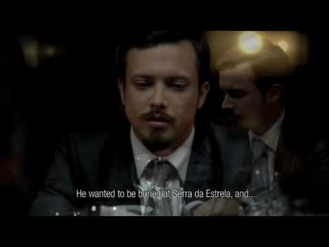 Um Funeral À Chuva - Trailer