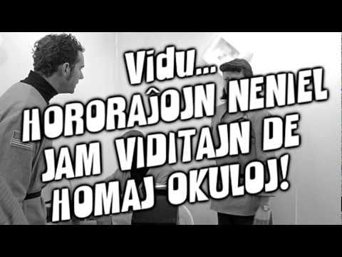 "Attack of the Moon Zombies" ("Atako de la Lunaj Zombioj") Esperanto Trailer