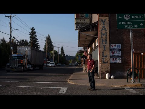 Tightrope: Americans Reaching for Hope - Trailer