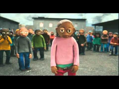 "Holly Hallonsten Ger igen" Trailer