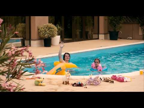 Trailer oficial Cuscrii / Vin teroriştii! (2014)