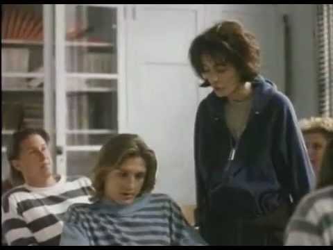 Welcome Home, Roxy Carmichael (1990) Trailer