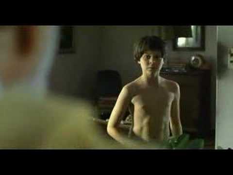 "The Year my Parents went on Vacation" (official Trailer)