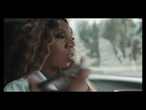 THE NURSE THAT SAW THE BABY ON THE HIGHWAY