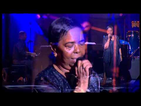 Cesaria Evora Live in Paris (2001) Complete Concert