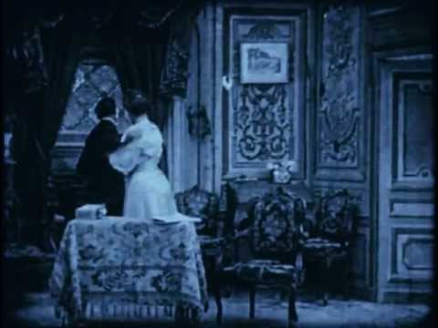 HIS FIRST CIGAR (1908), Le premier cigare d'un collégien -- Max Linder