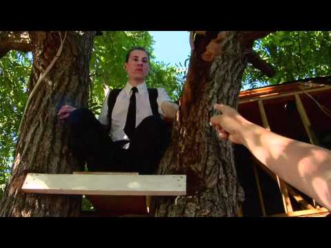 FRANKIE IN BLUNDERLAND official trailer