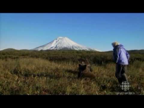 The Edge of Eden - Living with the grizzlies.avi