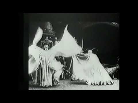 Création de la serpentine (1908) Beginning of the Serpentine Dance (Pathé)