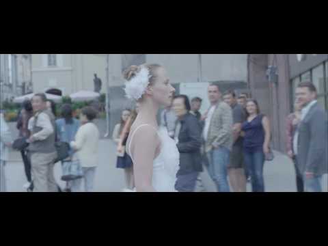 WENN ICH MEINE AUGEN SCHLIEßE | I CLOSE MY EYES