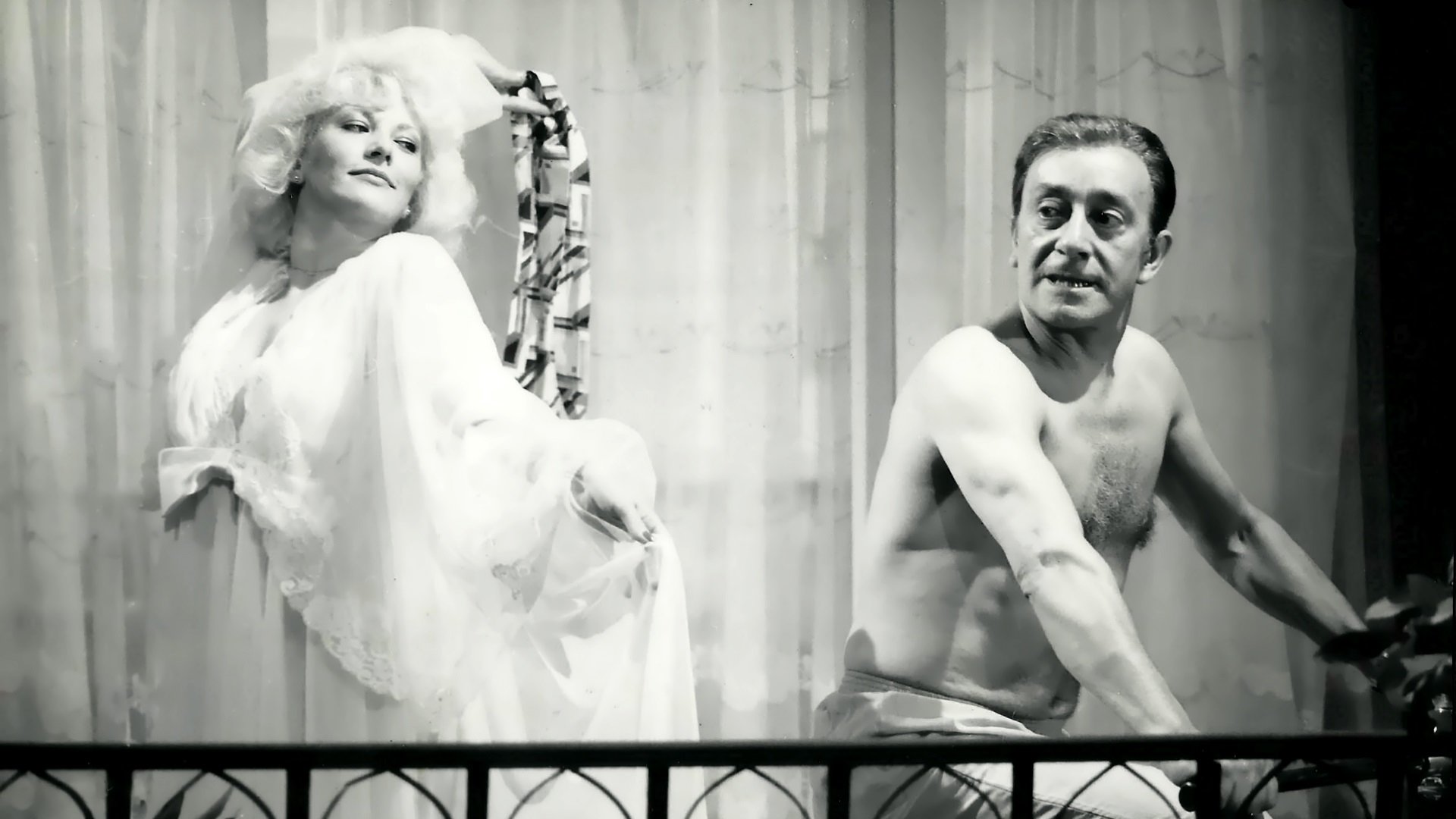 Backdrop for Los fierecillos se divierten