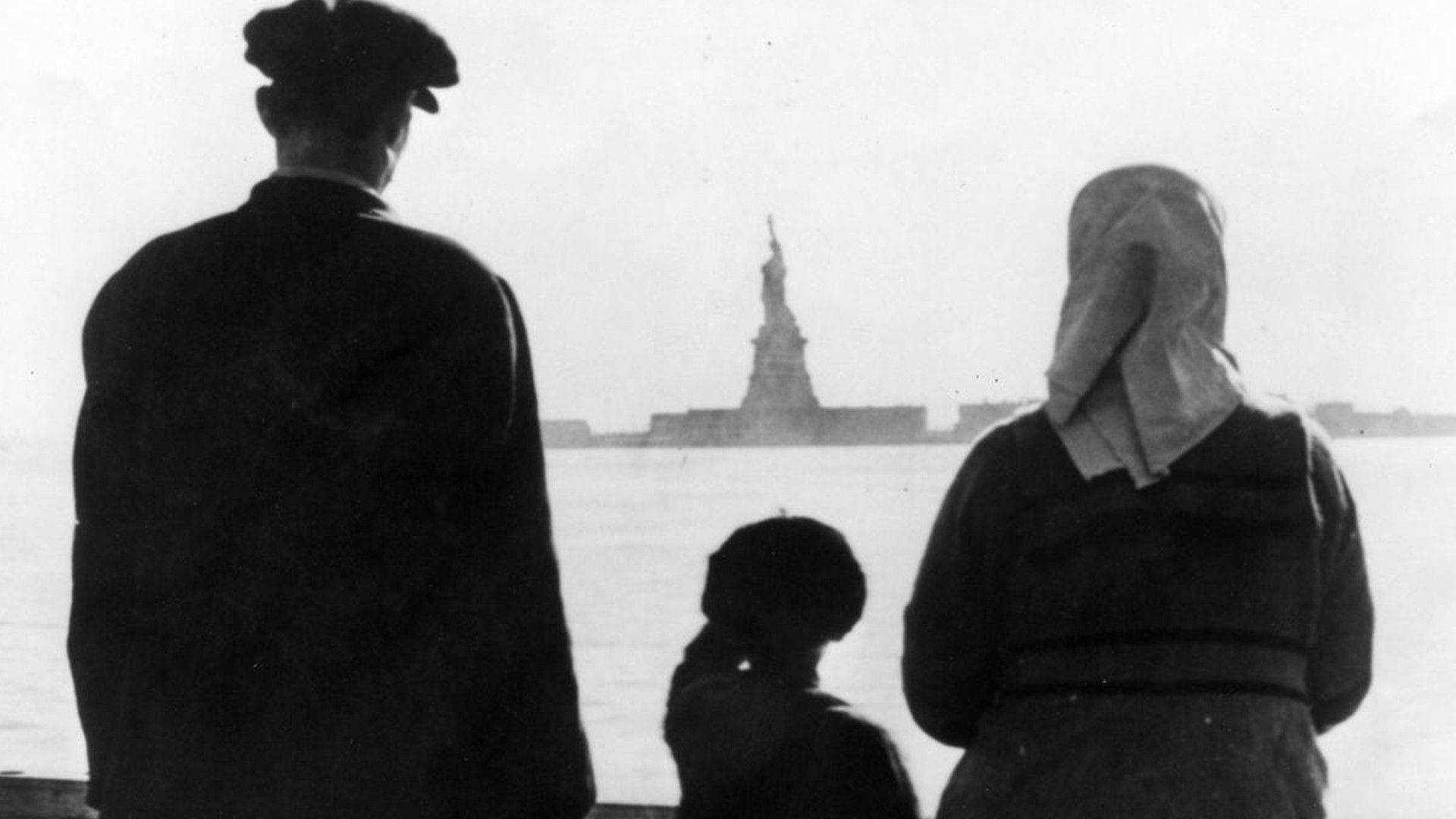 Backdrop for Ellis Island, une histoire du rêve américain