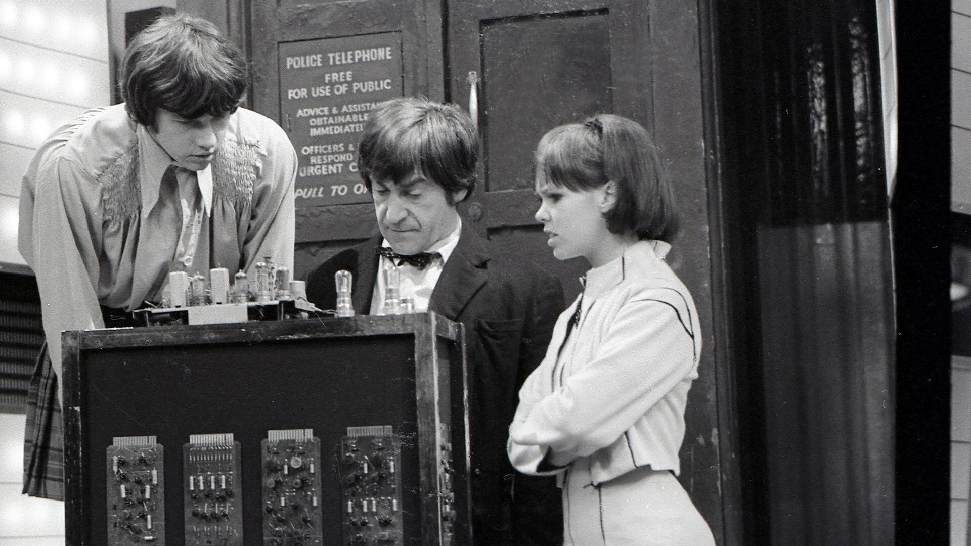 Backdrop for Doctor Who: The Space Pirates