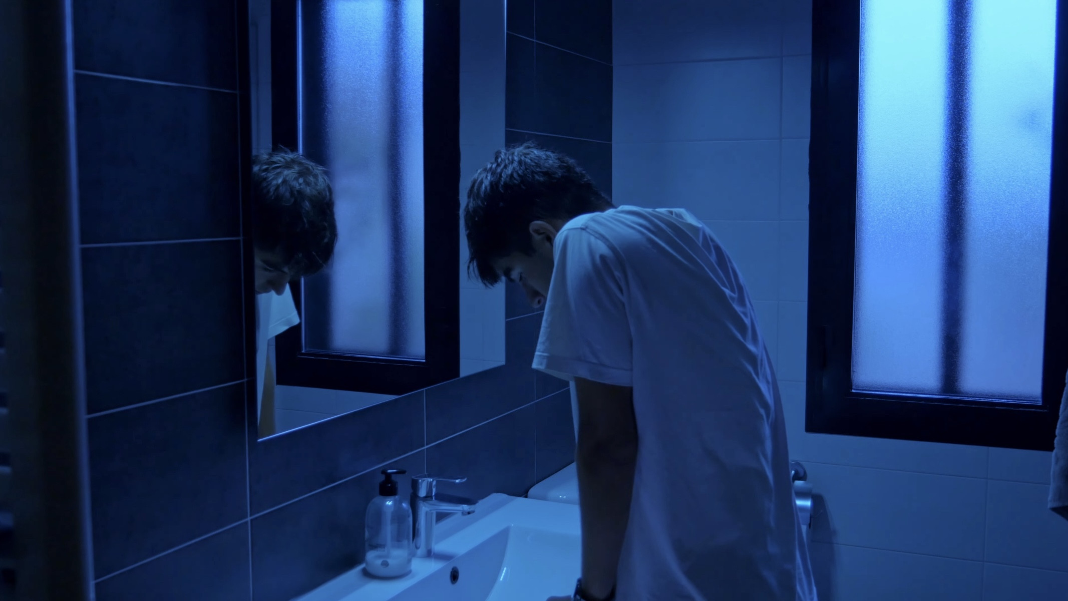 Backdrop for El Baño