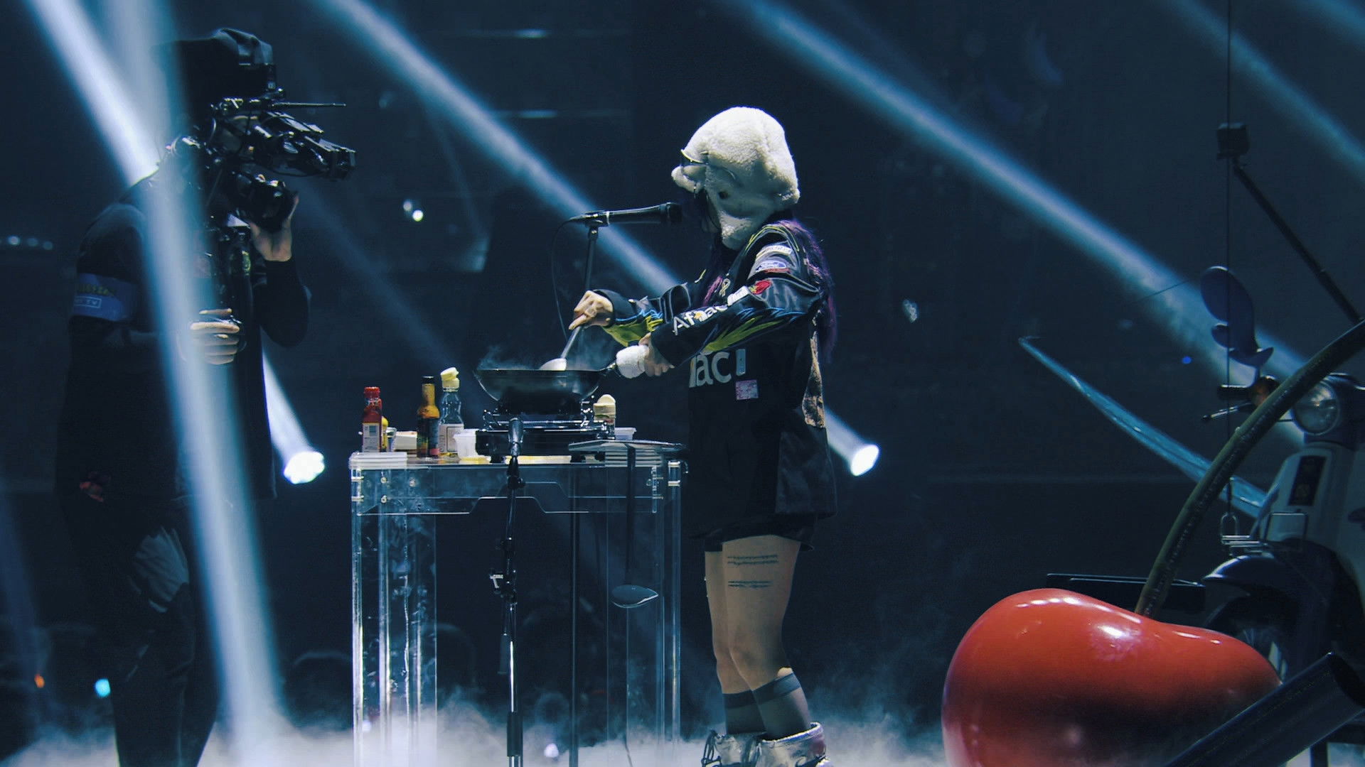 Backdrop for ZUTOMAYO 本格中華喫茶・愛のペガサス ~羅武の香辛龍~