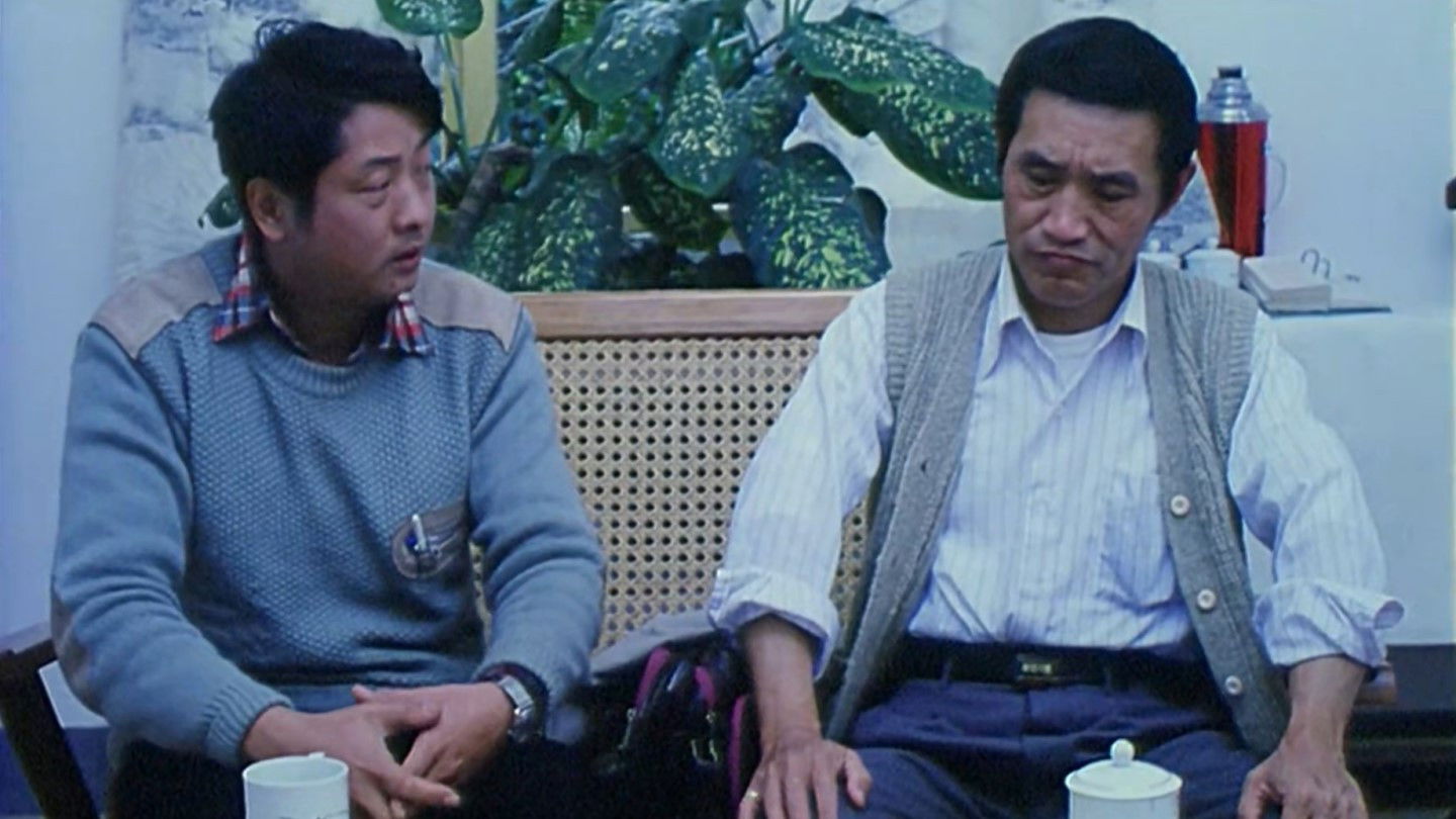 Backdrop for 温柔的眼镜