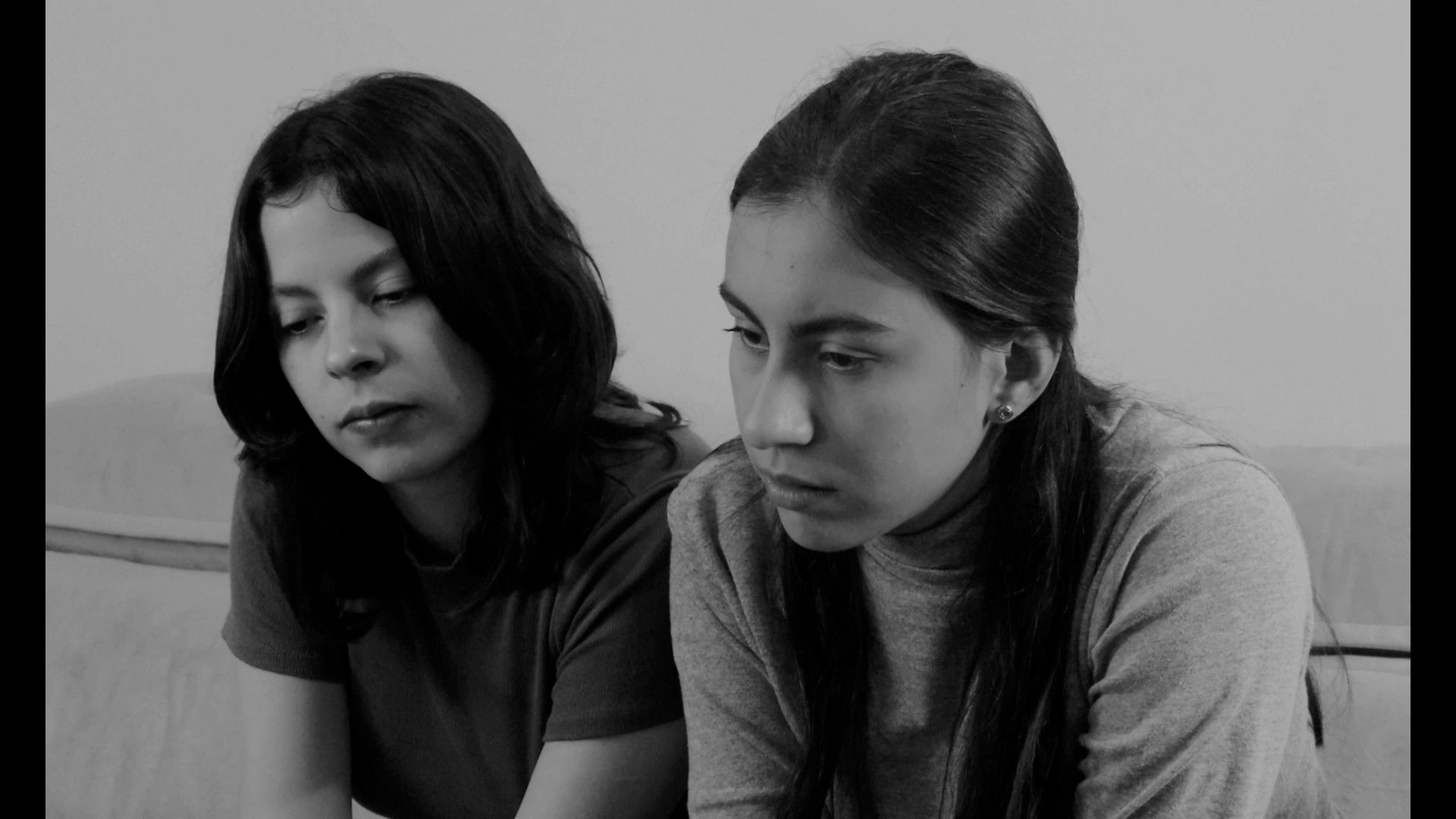 Backdrop for Silencioso Desespero