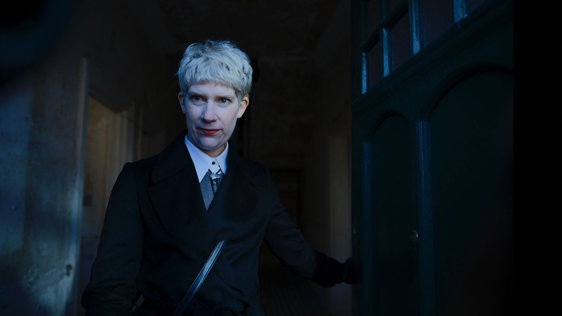 Backdrop for House Hunters