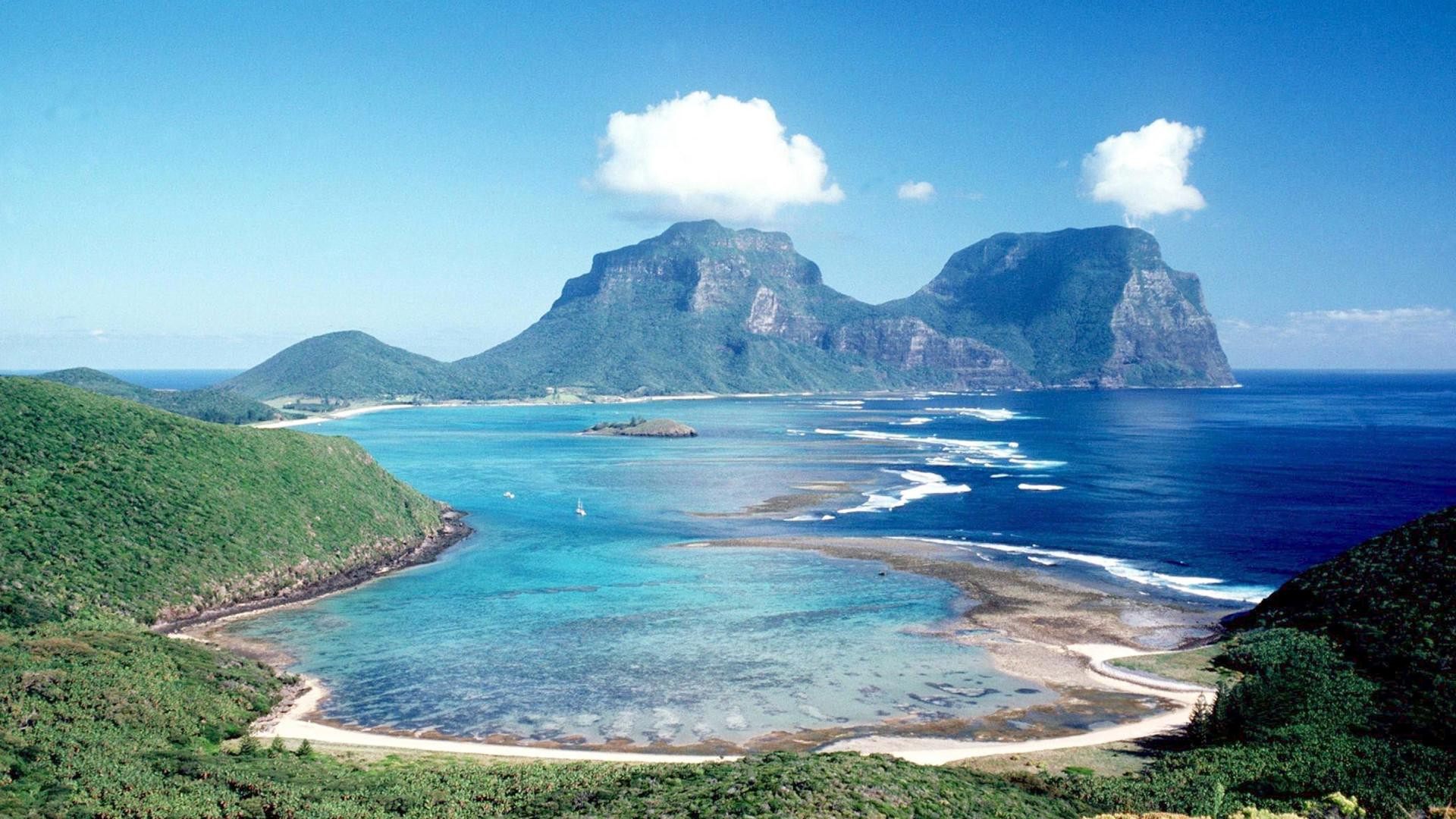 Backdrop for Lord Howe Island: Pacific Eden