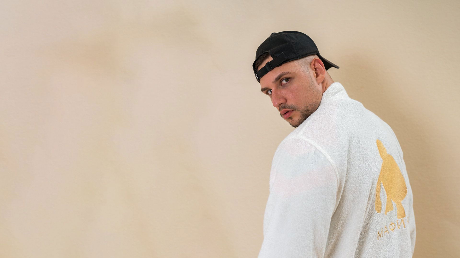 Backdrop for Slavik – Auf Staats Nacken